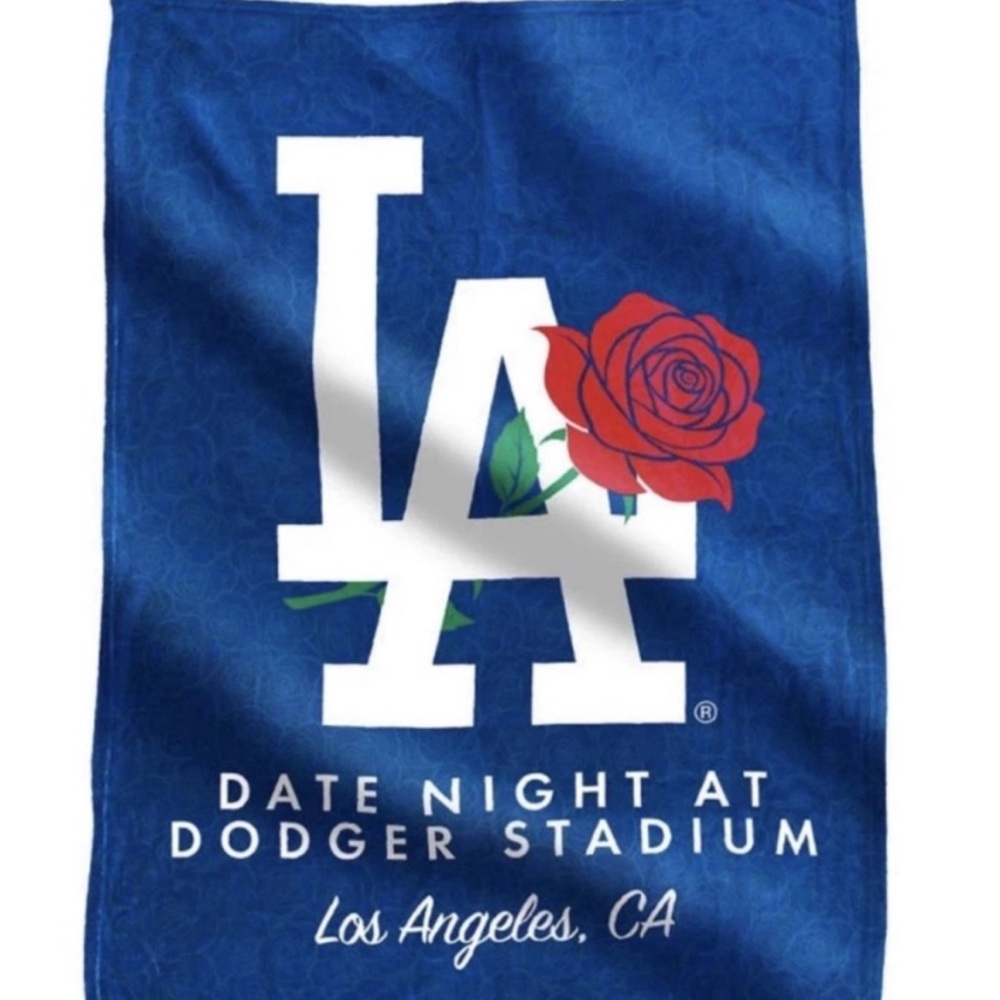Los Angeles Dodgers Blue Rose Logo Date Night Blanket